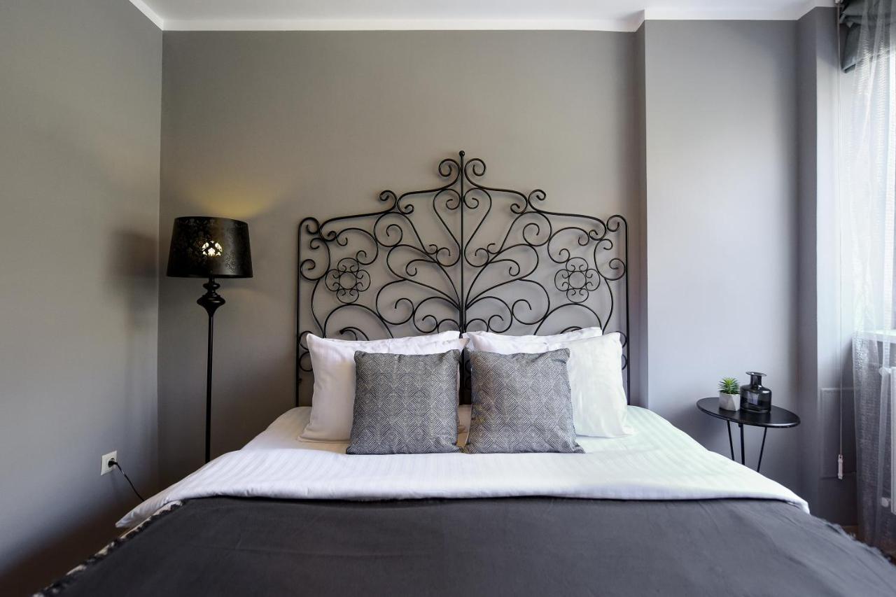 בוקרשט Captivating Old Town Apartment מראה חיצוני תמונה