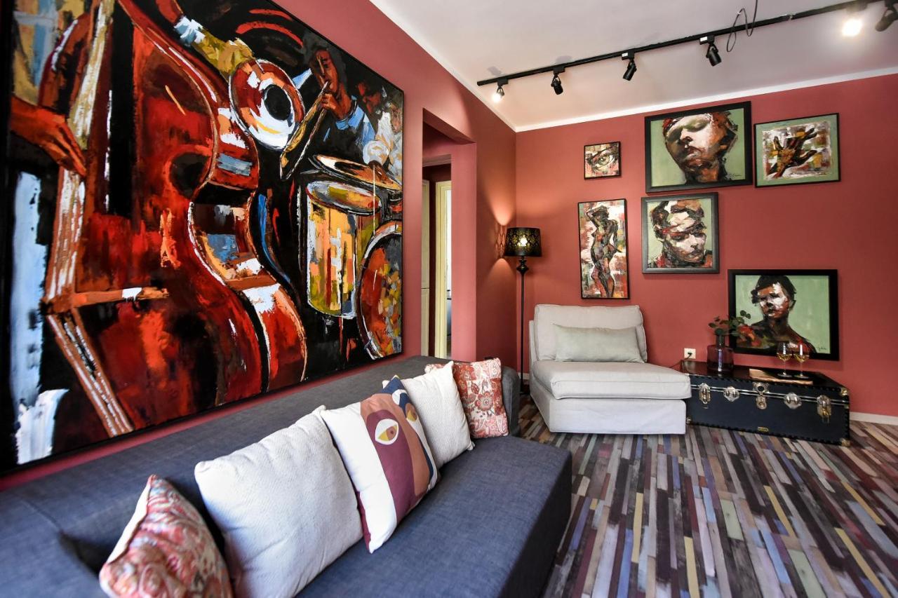 בוקרשט Captivating Old Town Apartment מראה חיצוני תמונה
